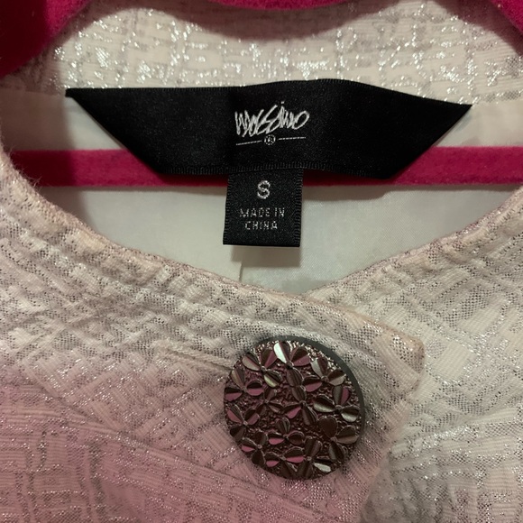 EUC. Missimo Cropped White Blazer with button & pockets. Slightly boxy & cropped - Picture 6 of 7